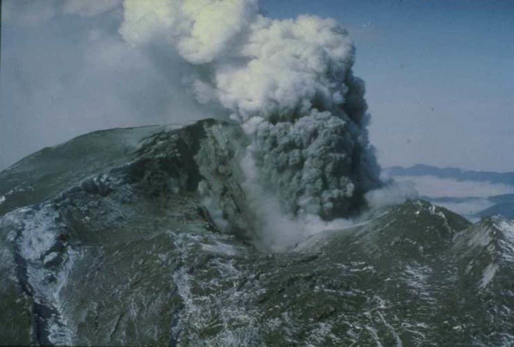 mount st helens geography case study