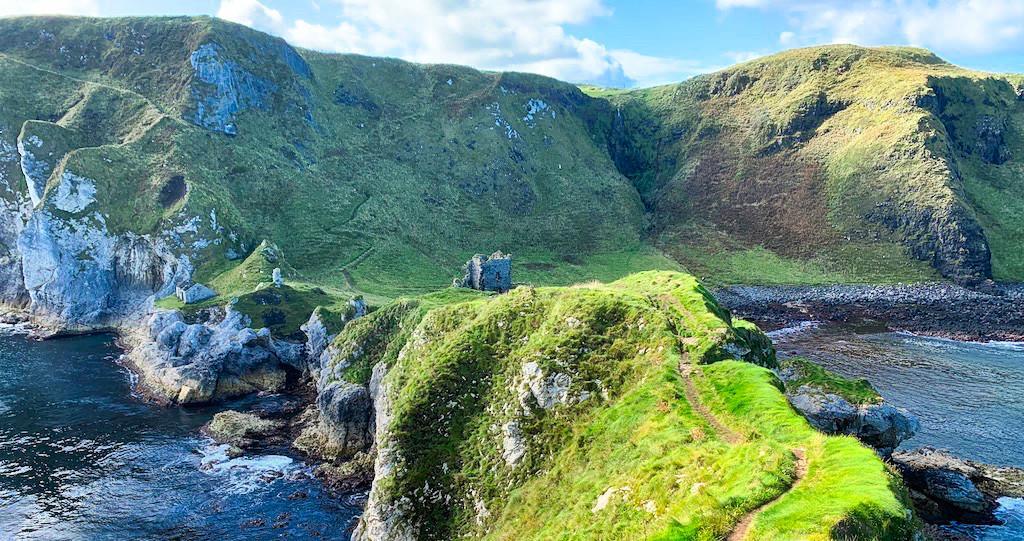 Leg na Sassenach at Kinbane Castle